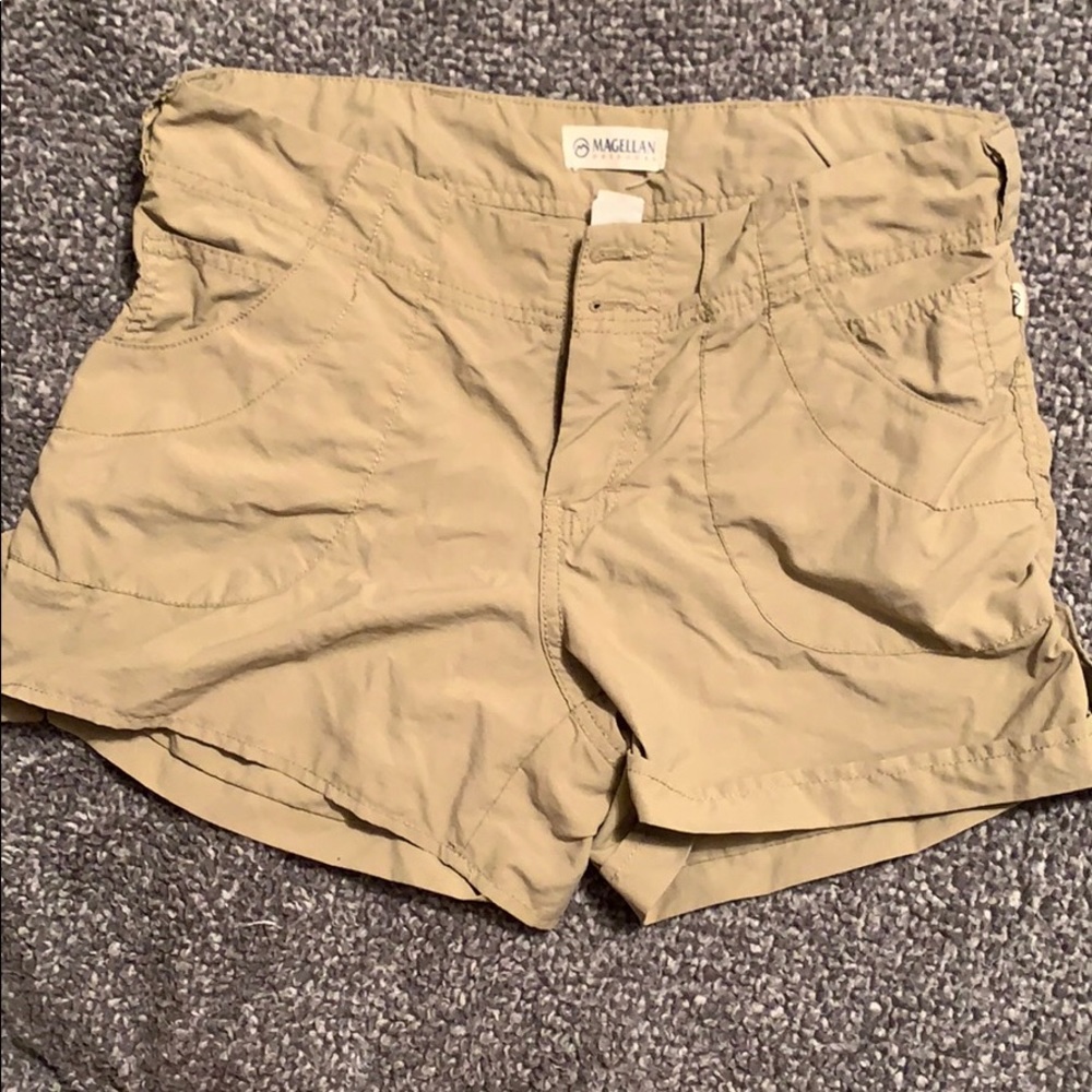 Magellan shorts size 8